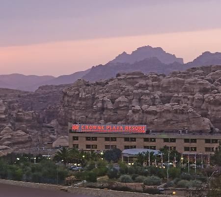 Crowne Plaza Resort Petra Wadi Musa Dış mekan fotoğraf